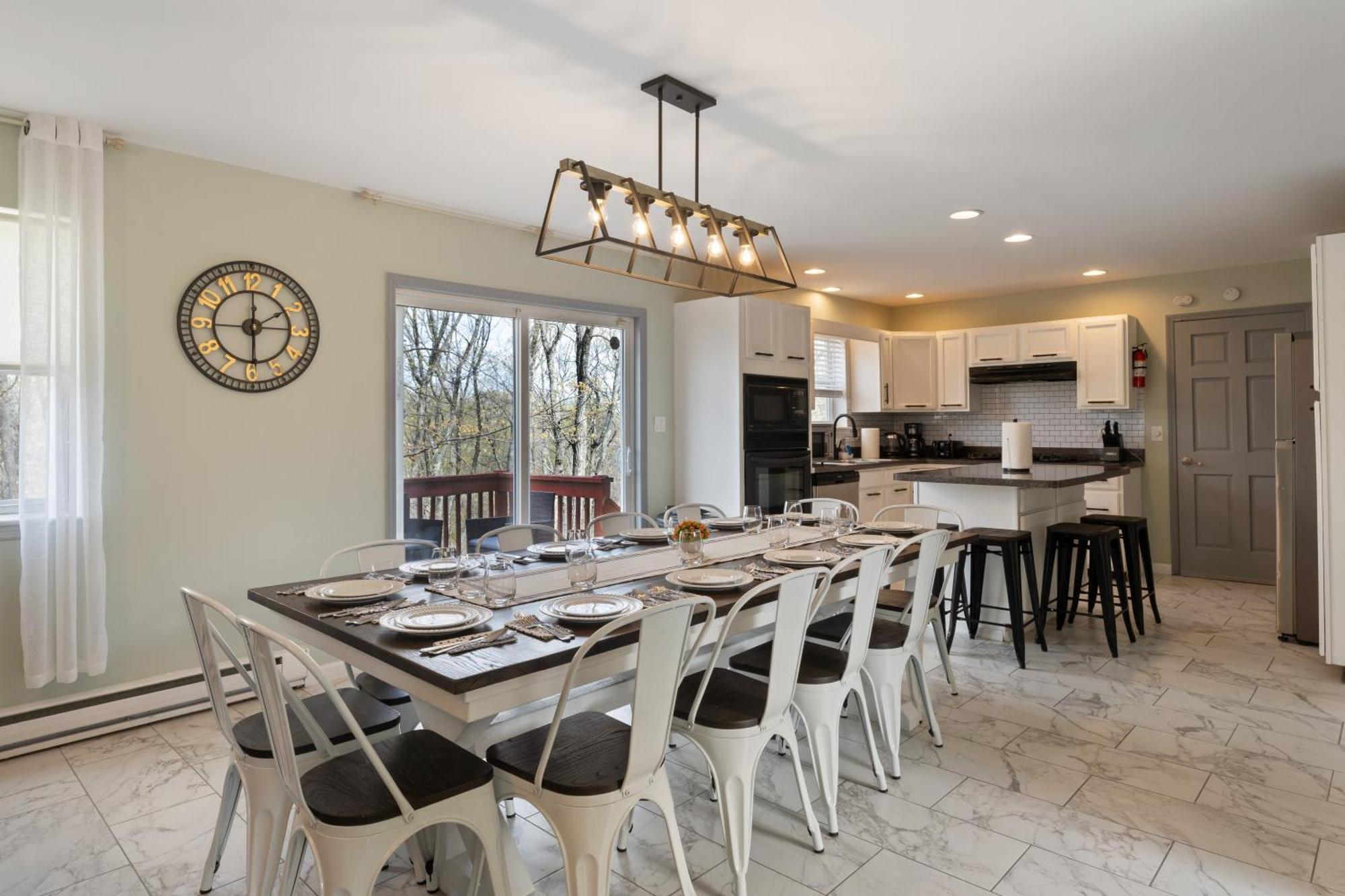 Amazing In Poconos-hottub-game Holiday home East Stroudsburg